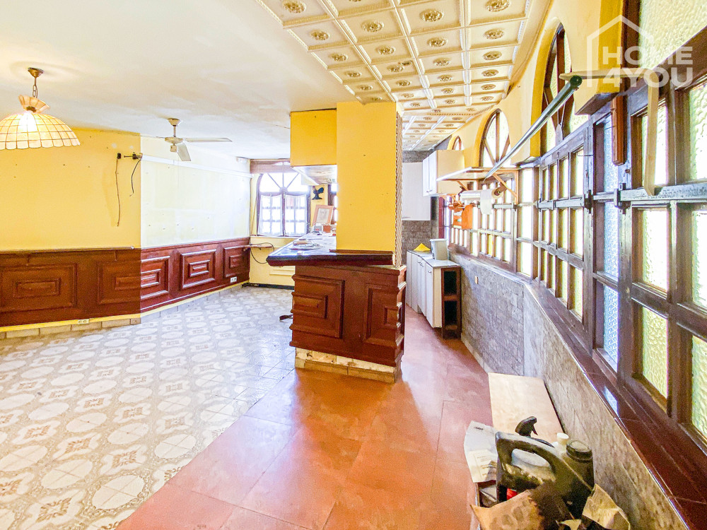 Top apartment in the heart of Can Pastilla to renovate, 144sqm, 1min. walk to the beach
